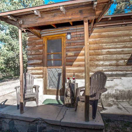 Apache Village Cabinette 15, Queen Bed, Midtown, Sleeps 2 Ruidoso Kültér fotó